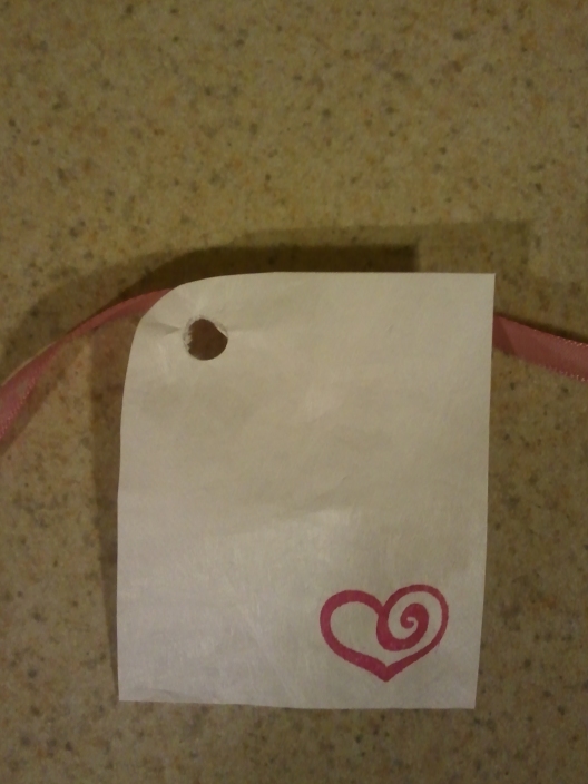 Upcycling - Recycling Postal Mailers into Valentine's Day Heart Pockets