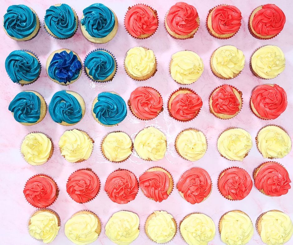 Impress your guests this July 4th with these festive cupcakes featuring a beautiful red, white, and blue cupcake icing in a flag design. Super simple recipe!